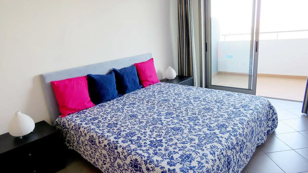 Praia Da Rocha Apartments بورتيماو